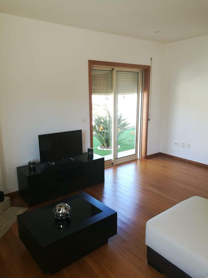 吉马良斯Casa Carla公寓 外观 照片